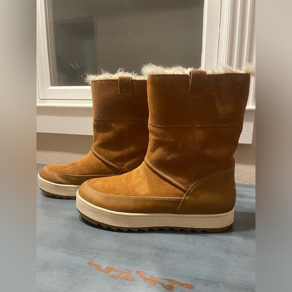 KOOLABURRA Ugg Boots - Picture 2 of 9